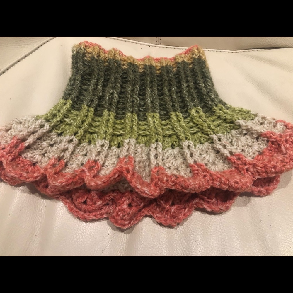 Neck warmer, scarf - Picture 5 of 7